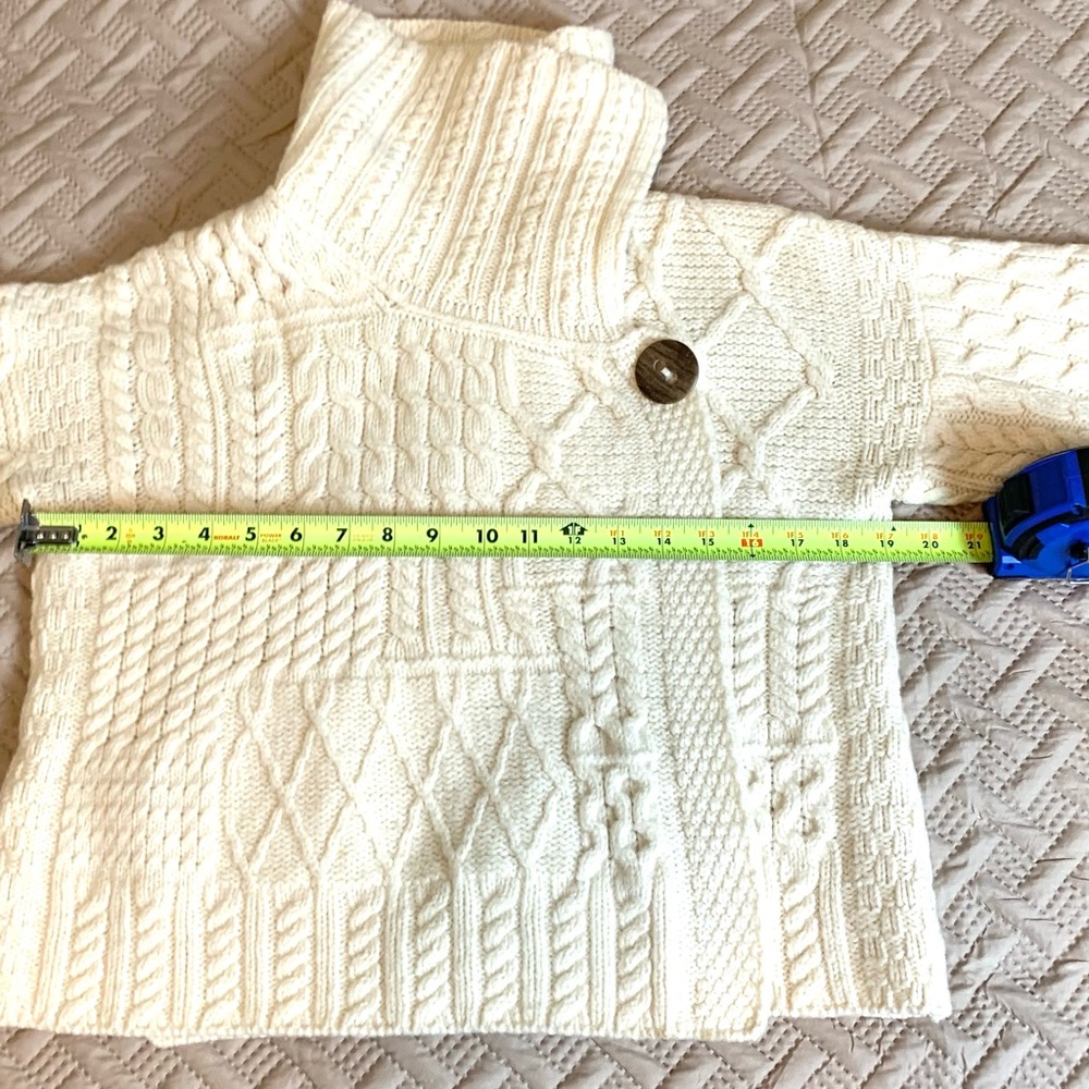Carraigdonn Irish Merino Wool Oatmeal Chunky Cable Knit
Wrap Cardigan Sweater - Picture 13 of 14